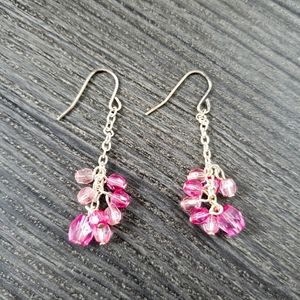 🌴 Pink glass bead earrings